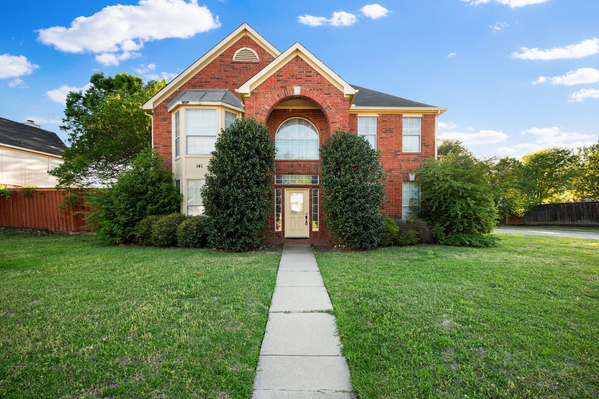 Building Photo - 141 Morningside Dr