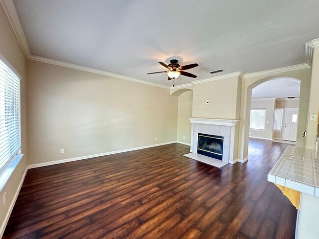 Building Photo - 1776 Tuscany Dr