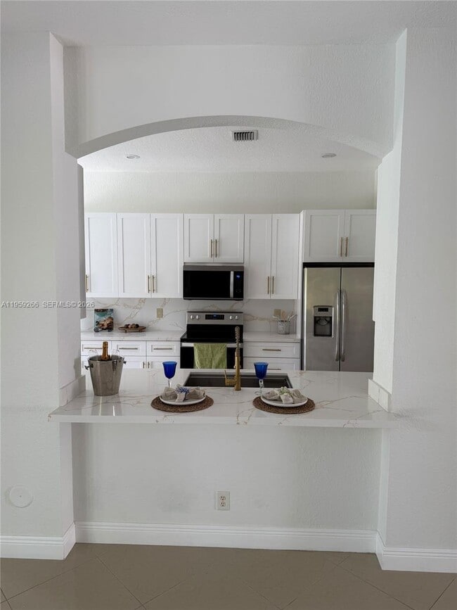 Building Photo - 1819 Mariners Ln