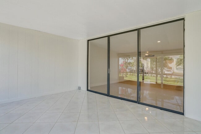 Building Photo - 4373 Trevi Ct