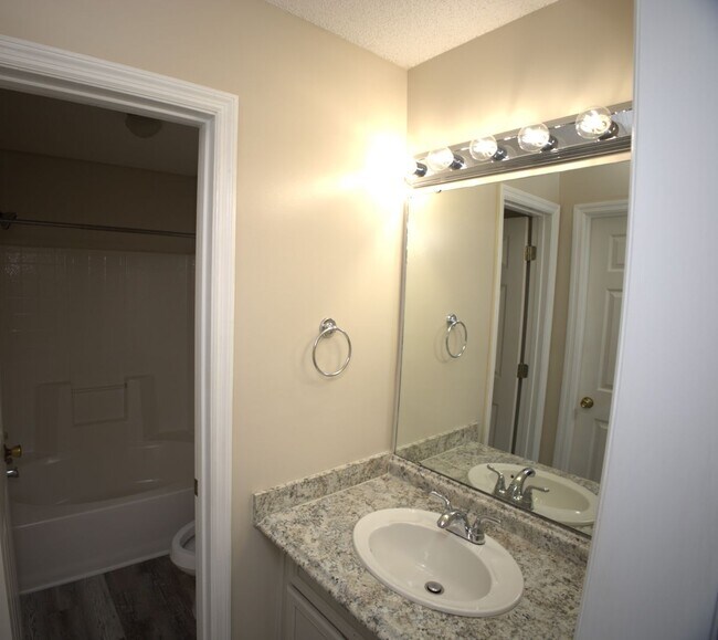 Building Photo - 3016 Schroer Drive