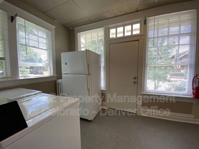 Building Photo - 3603 E 16th Ave