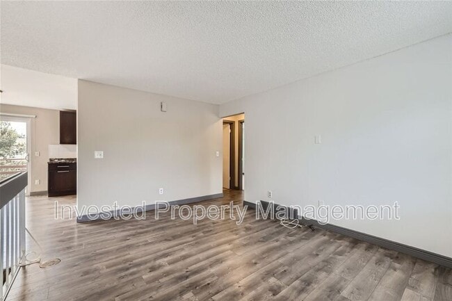 Building Photo - 5012 S Field Ct