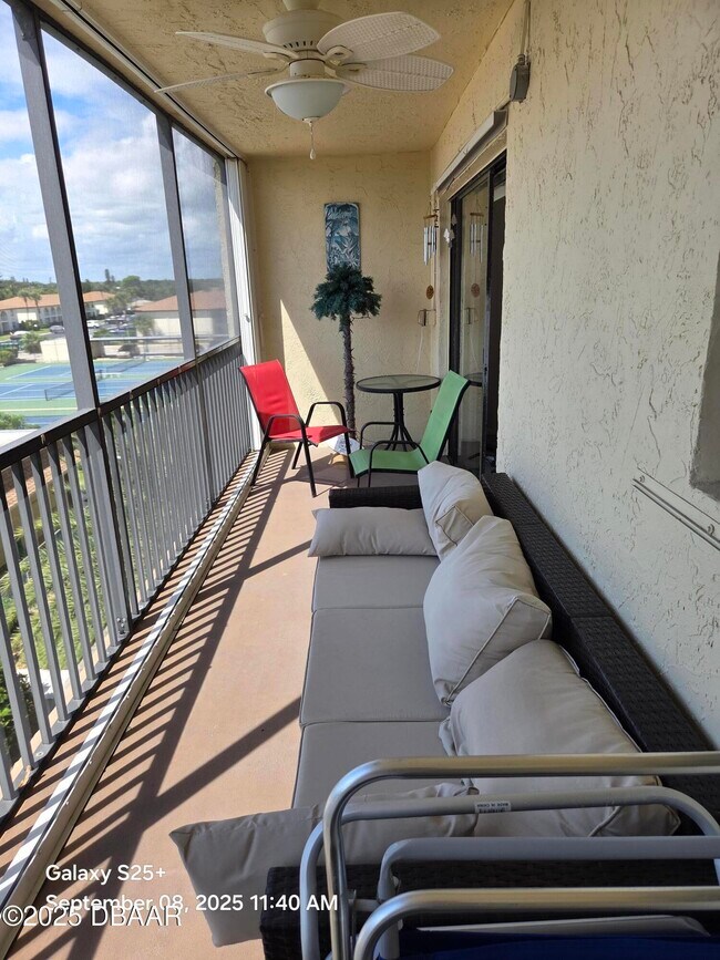 Building Photo - 500 Palm Springs Blvd