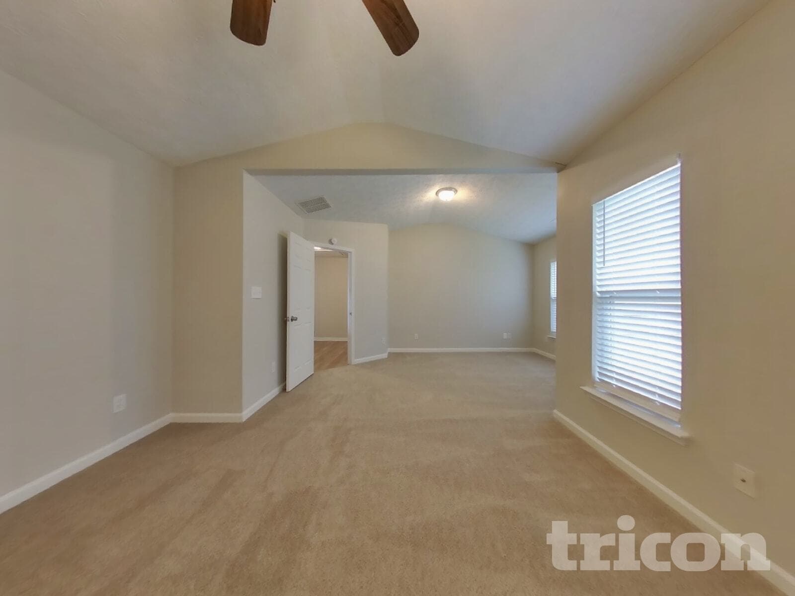 Building Photo - 5534 Somervale Ct