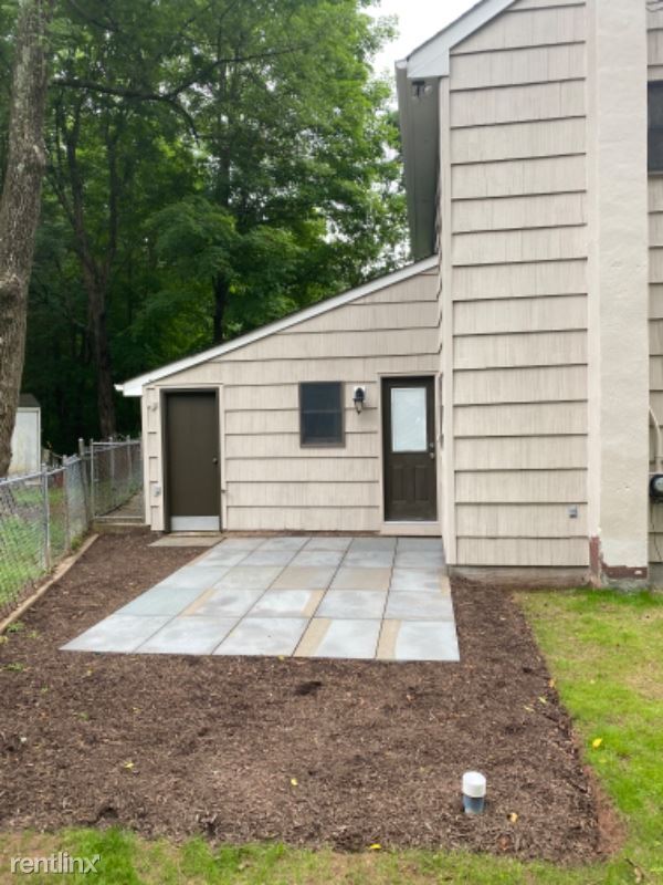 Building Photo - 4 br, 2 bath House - 115 River Rd