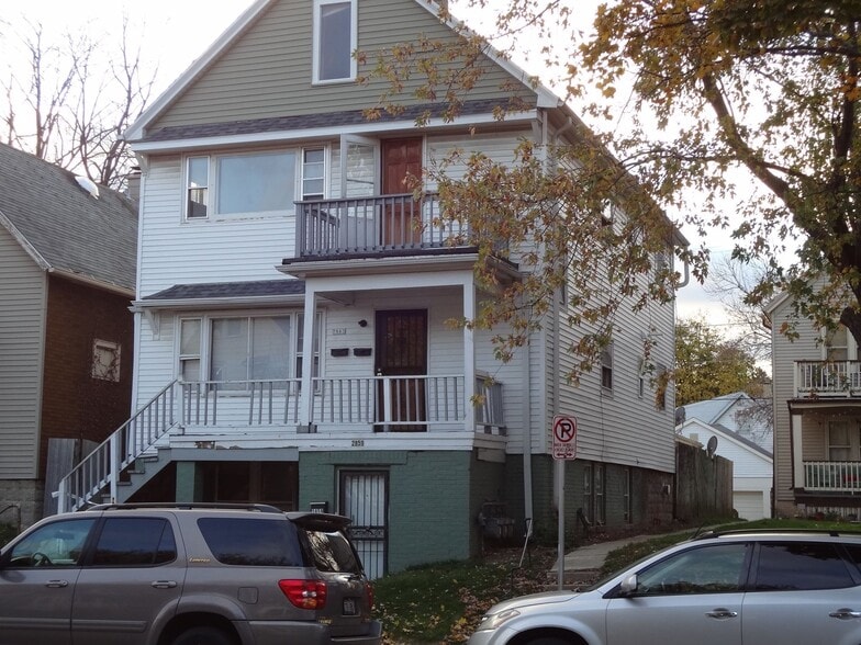Building Photo - 2859 N Fratney St