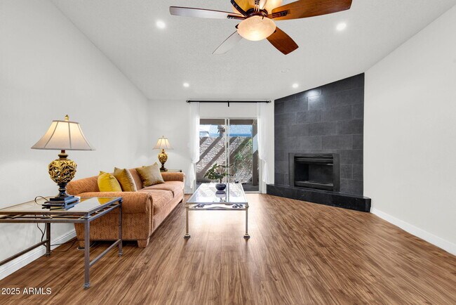 Primary Photo - 3033 N 37th St