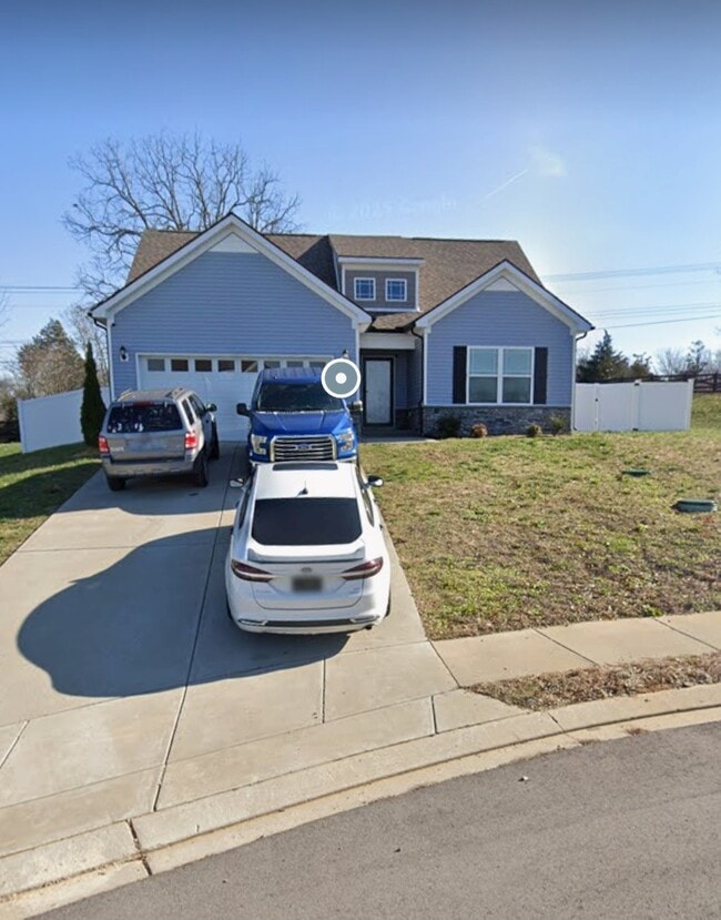 Primary Photo - 1510 Grassypointe Ct