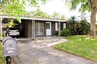 Building Photo - 501 NW 28th Ct