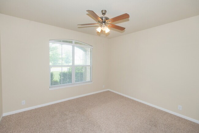 Building Photo - Cedar Park Beauty - Leasing Now