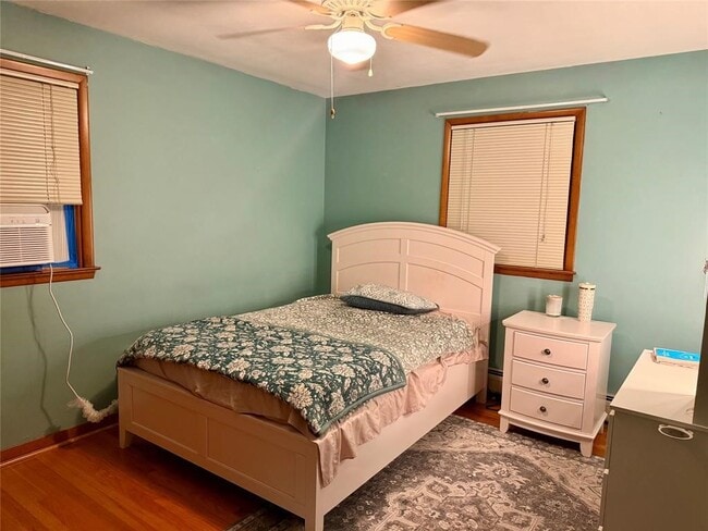 Building Photo - 7 Exeter Dr