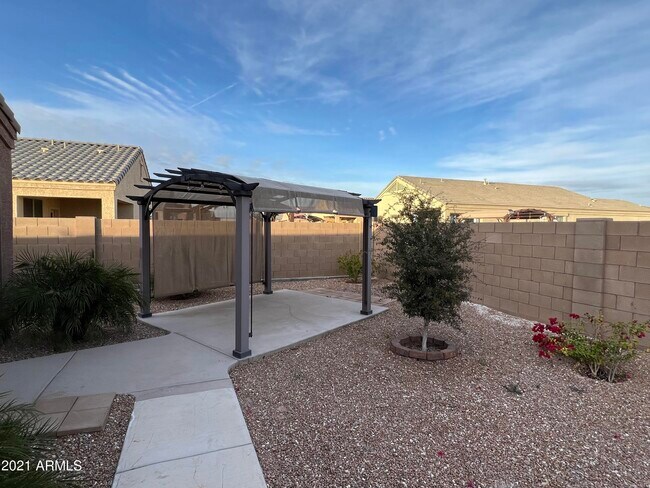 Building Photo - 2210 St Bonita Ln