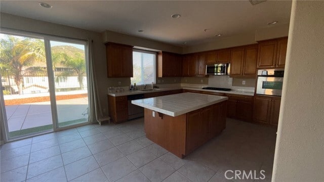 Building Photo - 12156 Scenic View Terrace
