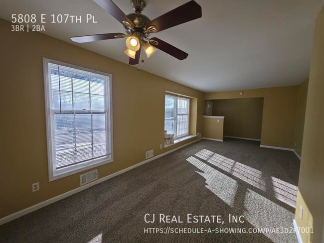 Building Photo - 5808 E 107th Pl