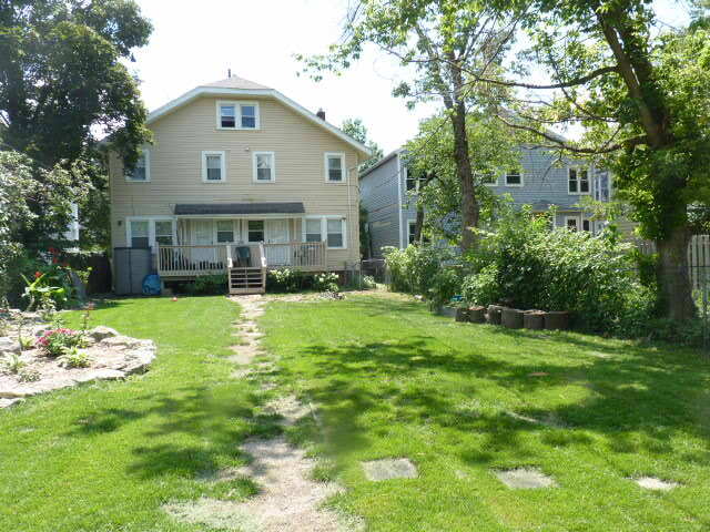 Building Photo - 122 E Tompkins St