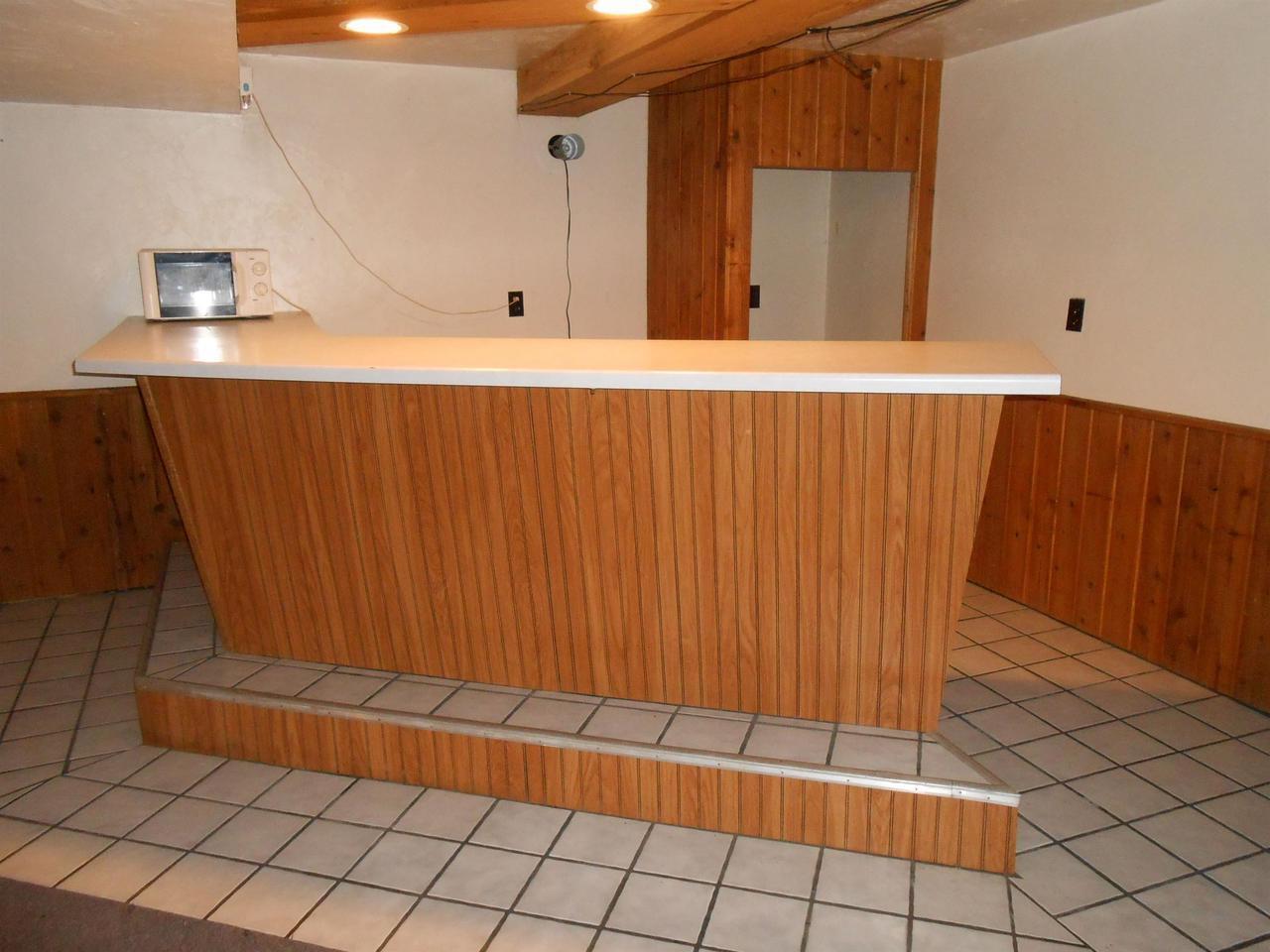 Building Photo - 210 Deschane Pl