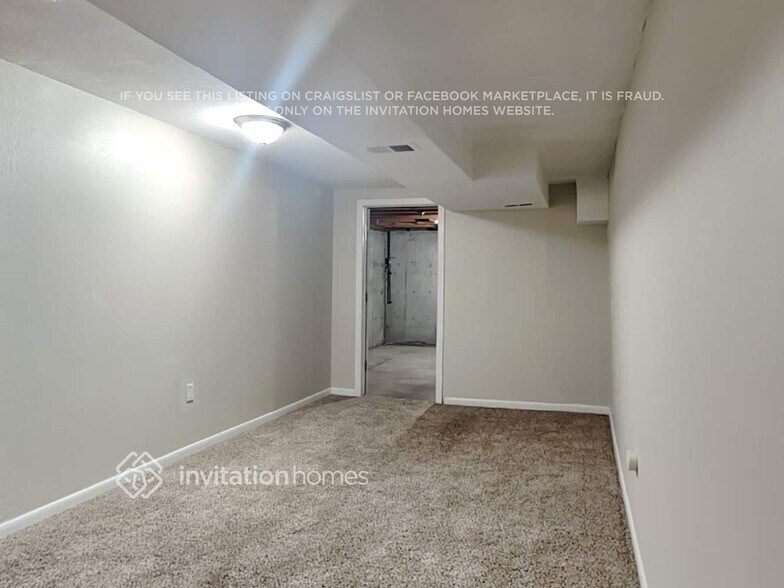 Building Photo - 8945 Field St