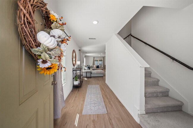 Building Photo - 18734 Clearwater Brk Dr