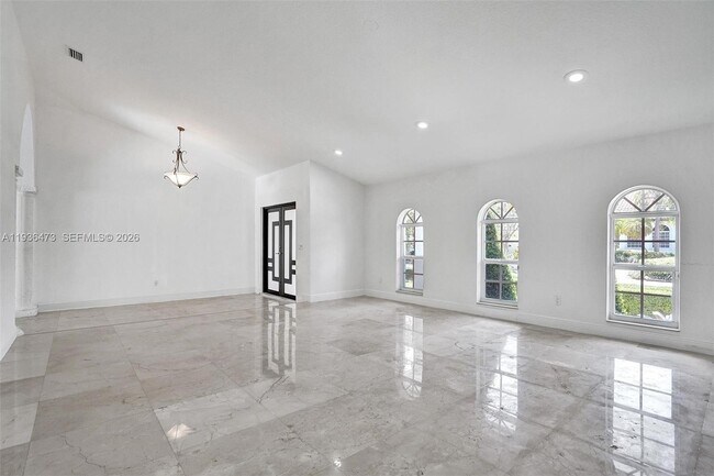 Building Photo - 13015 Biscayne Island Terrace