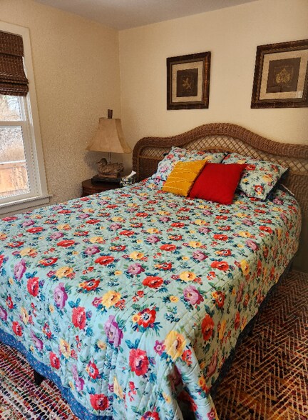 Building Photo - 6785 Poudre Canyon Rd