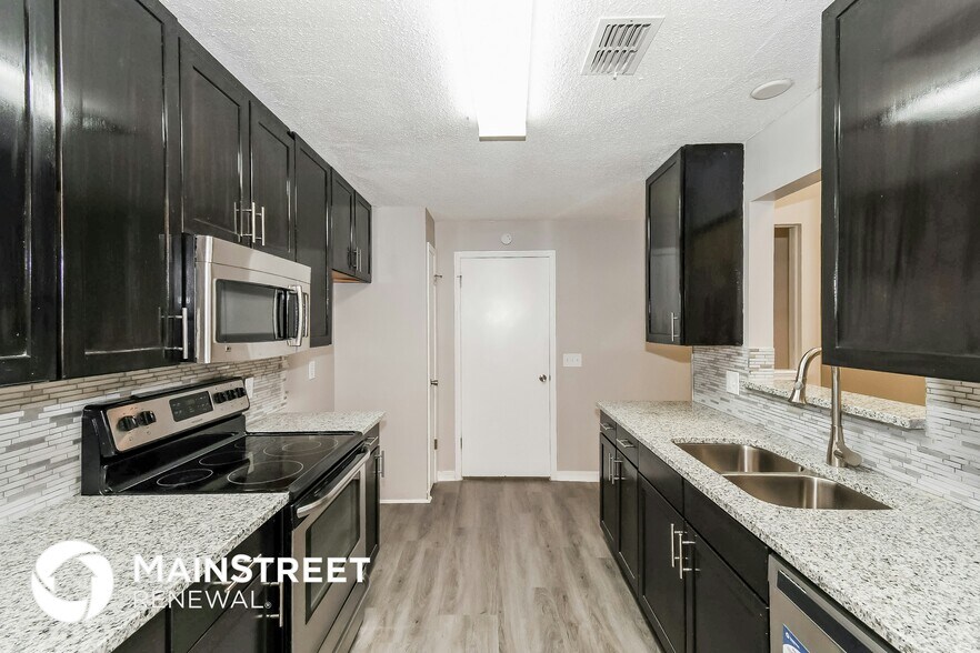 Building Photo - 1008 Turtle Creek Dr N