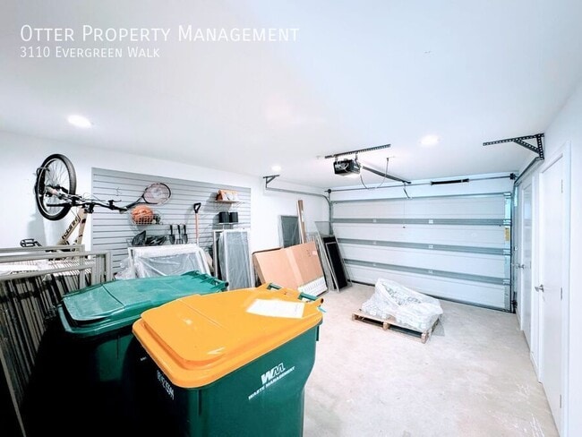 Building Photo - 3110 Evergreen Walk