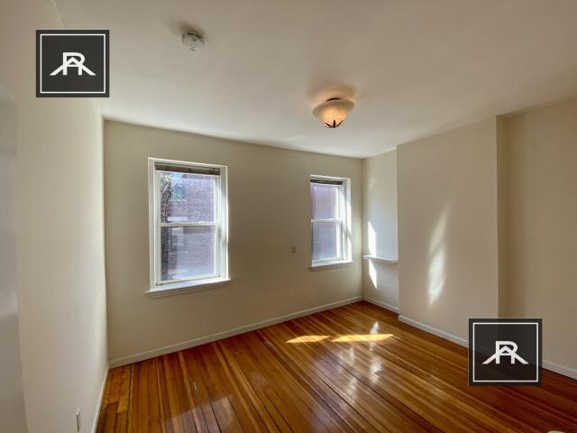 Building Photo - 3 bedroom in Boston MA 02215