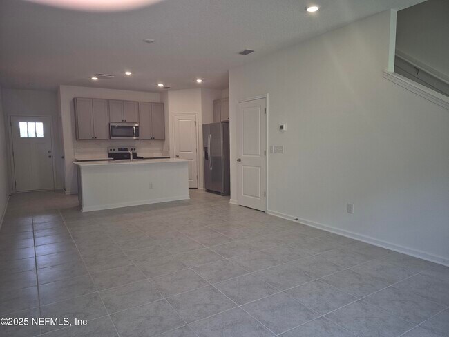 Building Photo - 3597 Athenian Wy