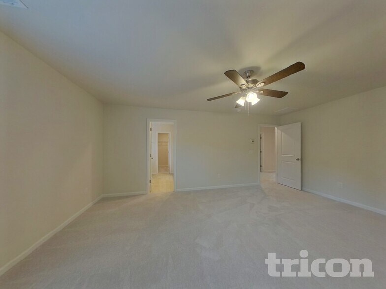Building Photo - 2539 Trollinger Dr