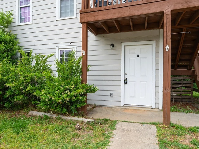 Building Photo - 6116 Spice Ridge Ln