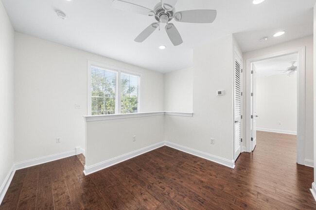 Building Photo - 143 Christian Dr