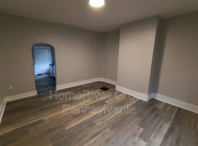 Building Photo - 935 Manton Wy