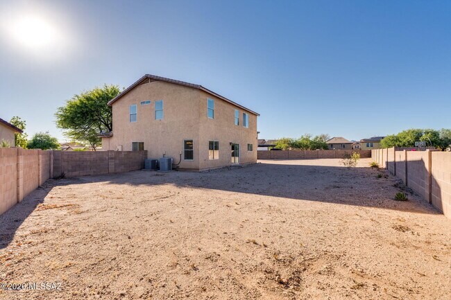 Building Photo - 4821 E Twinflower Pl