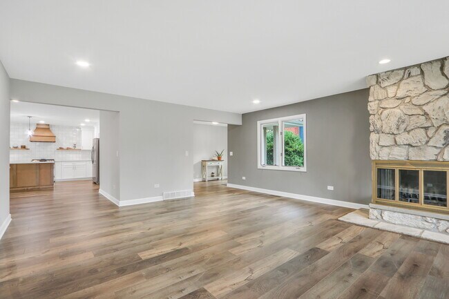 Building Photo - 179 S Alleghany Rd