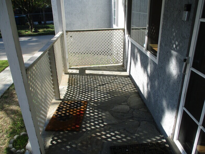 Building Photo - 18649 Chase St