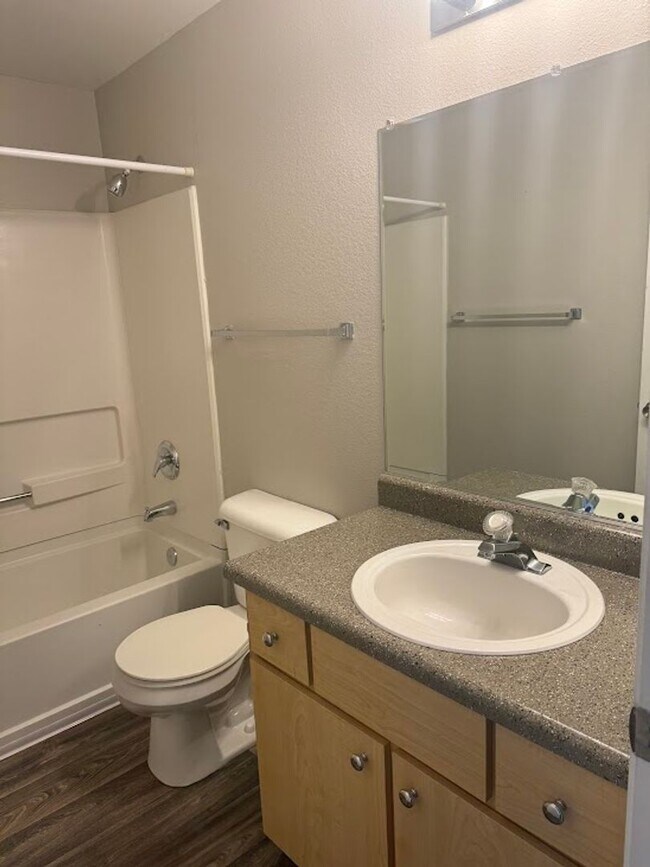 Building Photo - A New Wave of Living Here At Powell Court Apartments!