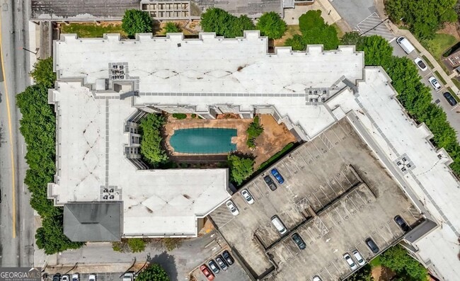 Building Photo - 870 Mayson Turner Rd NW