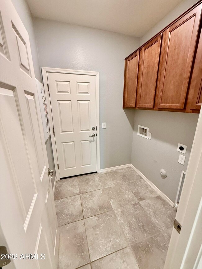 Building Photo - 1501 W Buckeye Tree Ave