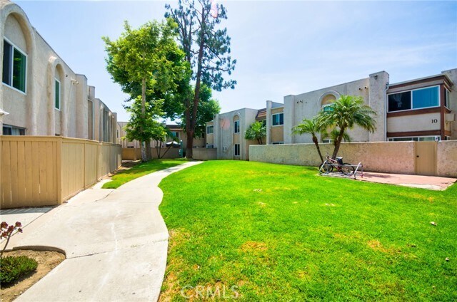 Building Photo - 212 S Kraemer Blvd