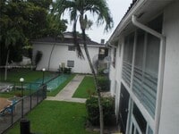 Building Photo - 3250 NW 85th Ave