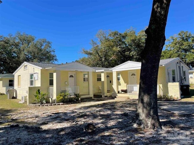 Building Photo - 107 Holmes Dr