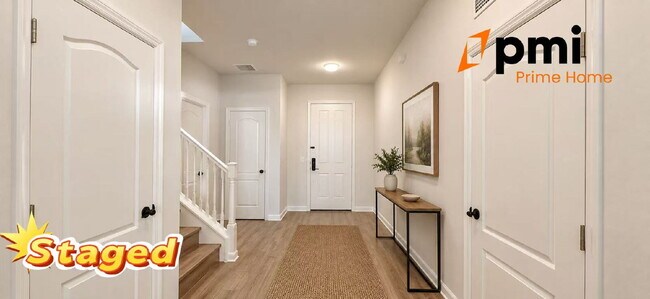 Building Photo - Stunning 5?Bedroom Home with 3 Bathrooms Single Family House.