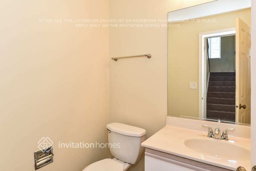 Building Photo - 2810 Sun Valley Dr