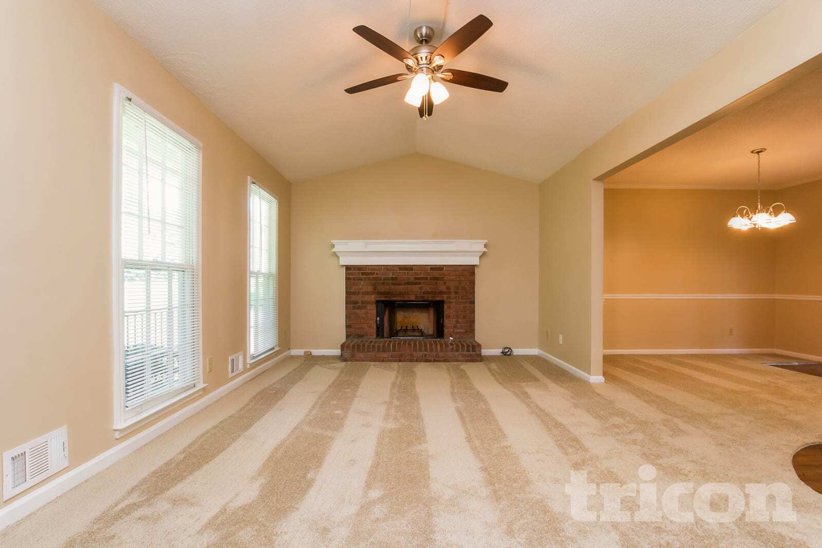 Building Photo - 1202 Holly Hills Dr SW