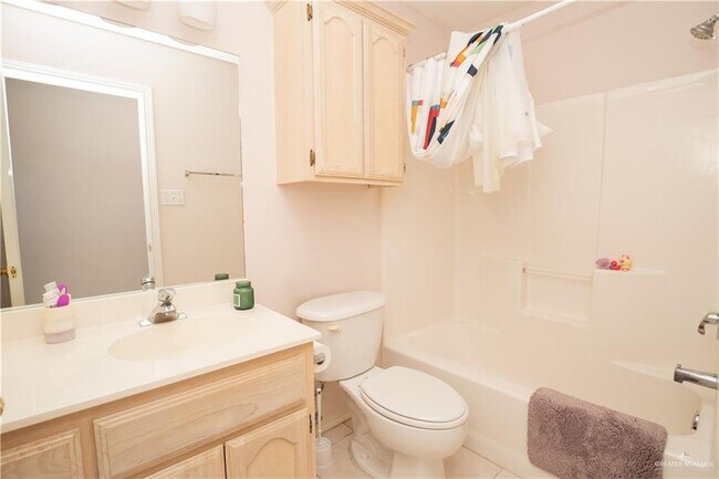 Building Photo - 23 Lilly Cove Dr