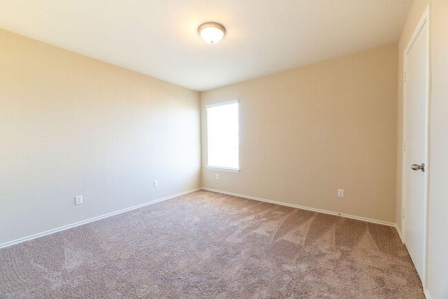 Building Photo - 6609 Plains Crest Dr