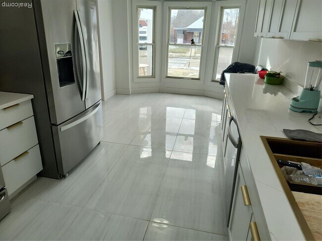 Building Photo - 19650 Buffalo St