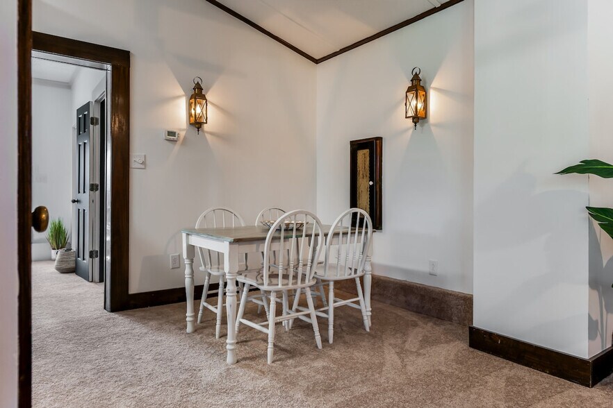 Building Photo - 316 Poplar Hill Ln