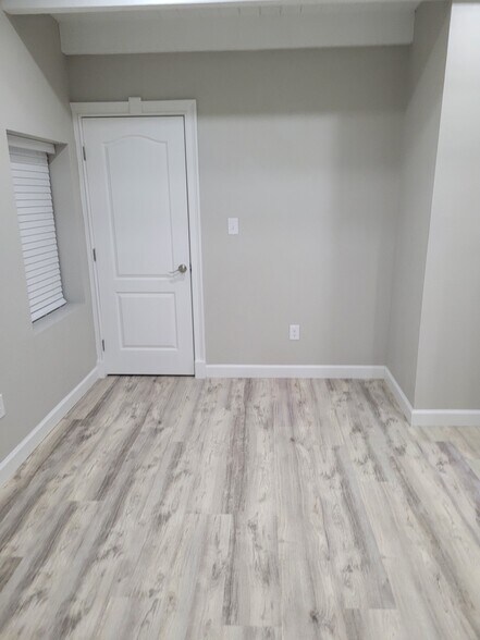 Master Bedroom - 438 Cardinal Ave